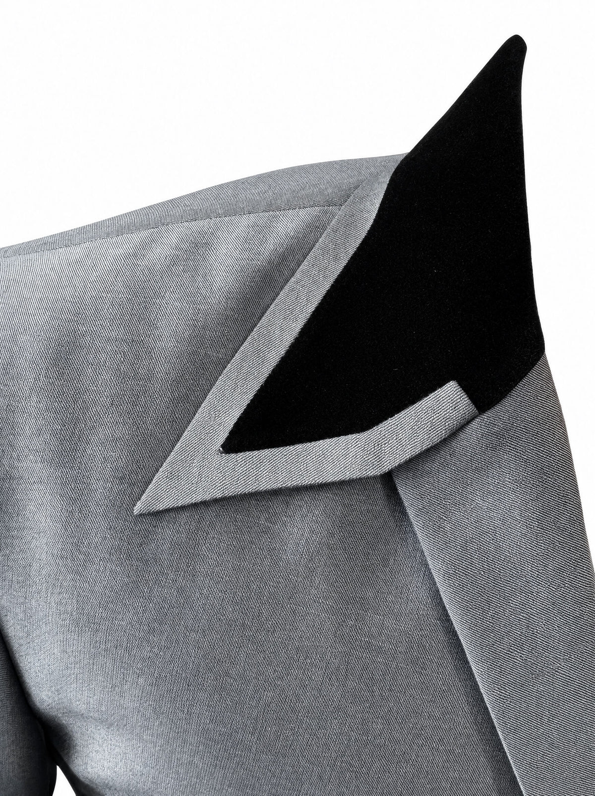 1964 A Hard Day’s Night ‘winged’ lapels "Silver Beatles Suit".